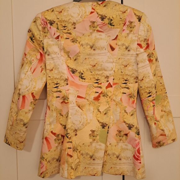 Ted Baker • blazer with rose gold button 🌸✨️ - Picture 4 of 8